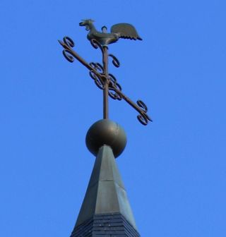 Coq au sommet du clocher